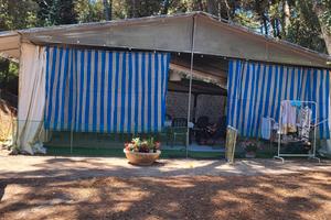 Roulotte Struttura e tenda.