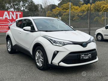 Toyota C-HR 1.8 Hybrid E-CVT Business