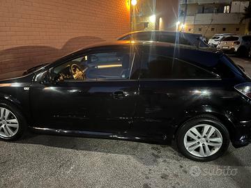 Opel astra GTC 1.7 130cv sportiva