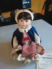 bambola porcellana infermiera Little Florence Nigh