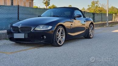 Bmw Z4 2.2i 