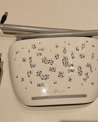 ROUTER TP-LINK TDW8961N(EU)