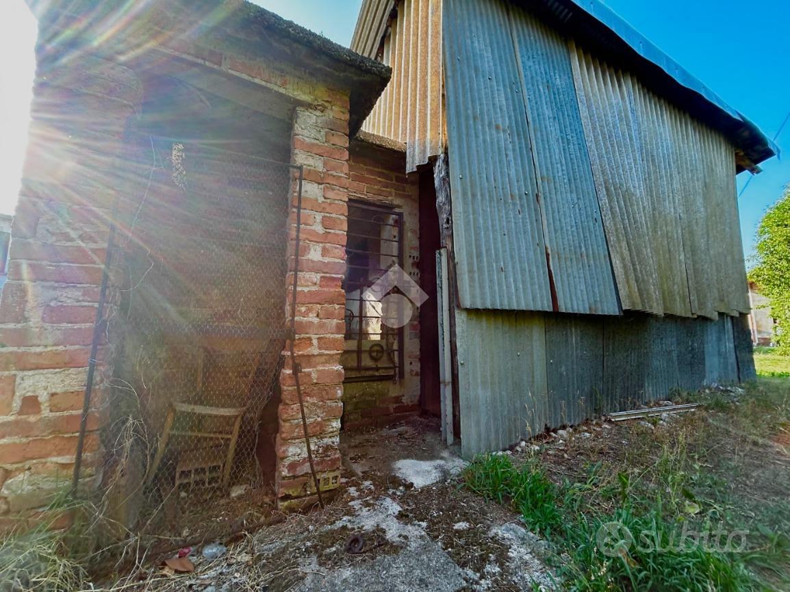 TER. RESIDENZIALE A CAERANO DI SAN MARCO - Vista 5