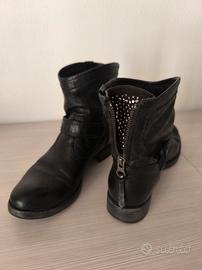 stivaletto nero giardini
