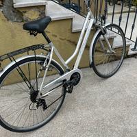 Bici da dona ruote da 28