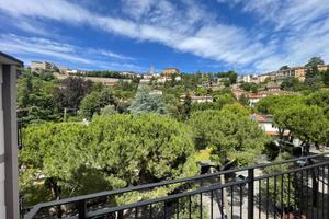 Appartamento di 161 m² con 4 locali e box auto a B