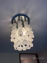 Lampadario vintage con sfere di vetro a cascata