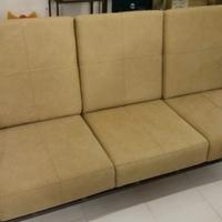 Divano mai usato L163 cm.tela militare