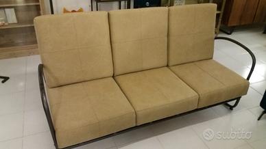 Divano mai usato L163 cm.tela militare