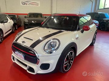 Mini 2.0 John Cooper Works HYPE