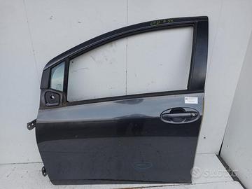 6711252100 PORTA ANTERIORE SX TOYOTA YARIS II (P9)