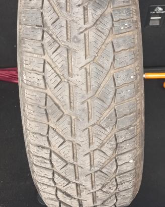 si vendono n.4 gomme usate termiche KIREN