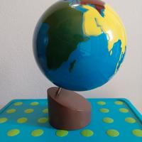Globo mappamondo Montessori 