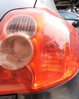 TOYOTA AURIS 2007 - STOP POSTERIORE DESTRO