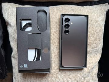 Samsung Galaxy s25 12/256