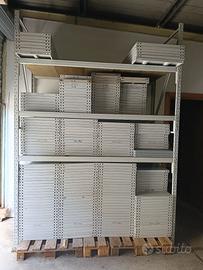 SCAFFALI PROFESSIONALI CON UNO/DUE RINFORZI