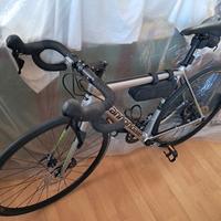 bicicletta gravel cannondale caad 12