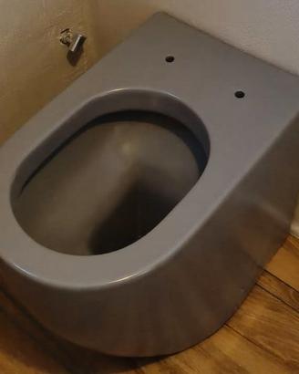WC Filo Parete