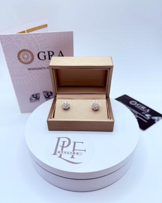 Orecchini a Fiore con Moissanite da 0.1 ct.