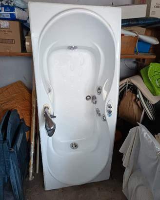Vasca idromassaggio Jacuzzi