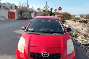Toyota yaris auto usata buone condizioni