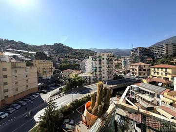 2 LOCALI A SANREMO