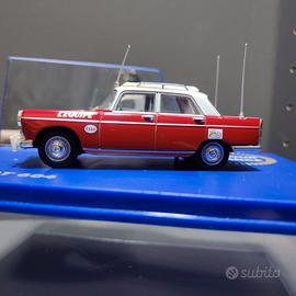 Norev 1/43 - Peugeot 404 L'Équipe Tour de France -