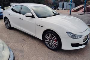 Maserati Ghibli V6 250cv gransport