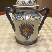 contenitore in ceramica