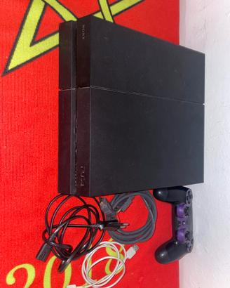 PlayStation 4 da 500GB + 11 giochi e 1 joystick