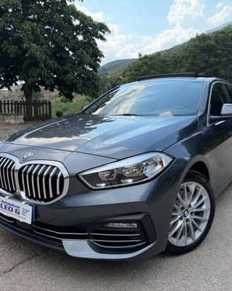 Bmw 116 116d 5p. Business Advantage