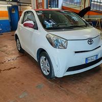 TOYOTA iQ 1.0 Multidrive