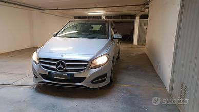Mercedes Classe B 180d, solo 39.900 Km Tetto Panor