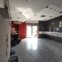 Locale 50 mq. pressi Michelangelo/V.le Regione