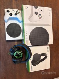 Xbox Series S 512GB + cuffie Xbox originali