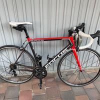 FOCUS in carbonio bici da corsa