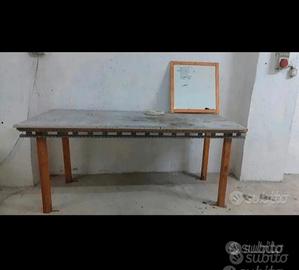 Tavolo da Lavoro per Laboratorio 