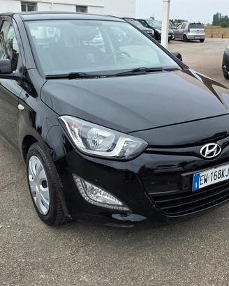 Hyundai i20 1.2 5p. Econext Sound Edition