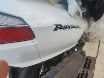 vaendo ricambi Burgman 650