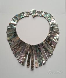 Collana in madreperla