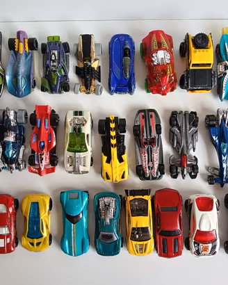 Hot Wheels - Lotto 28 macchinine