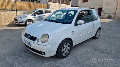 Volkswagen Lupo completamente marciante