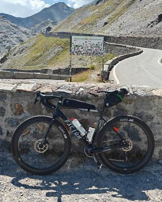 Factor LS gravel