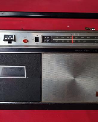 Radio mangianastri vintage National
