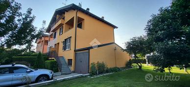 PORZIONE DI BIFAMILIARE A ROBECCO SUL NAVIGLIO