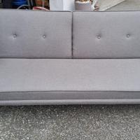 Divano letto comprato 4 mesi fa.