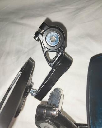 Specchietti retrovisori bici