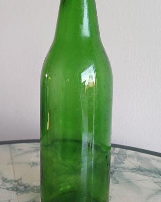 bottiglia verde da conserva in vetro