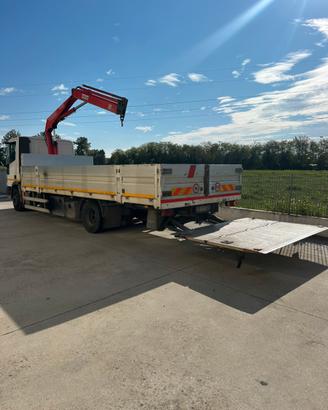 Iveco Eurocargo 120E21+gru fassi F60+sponda retro