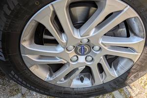 4 cerchi + 2 Tendine + Barre Porta per Volvo XC60